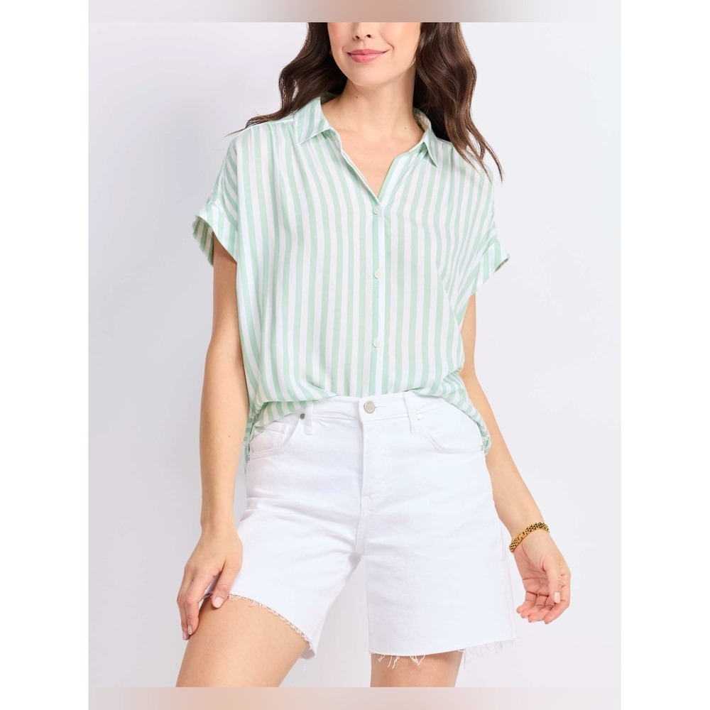 Mint Green‎ and White Striped Short Sleeve Button Down Relaxed Fit Shirt